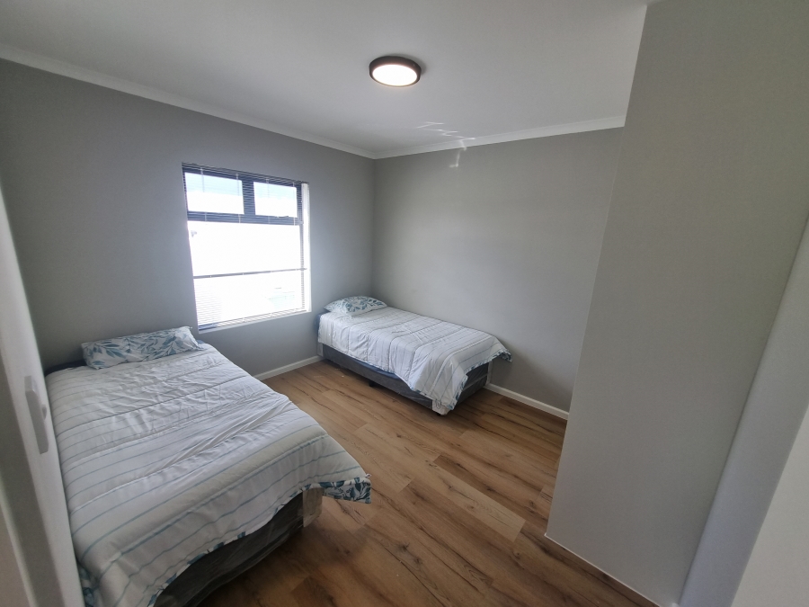 To Let 3 Bedroom Property for Rent in Hoogland Western Cape